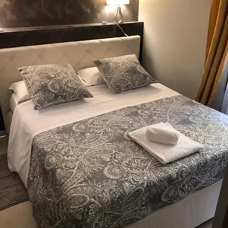 Dream On The River البندقية